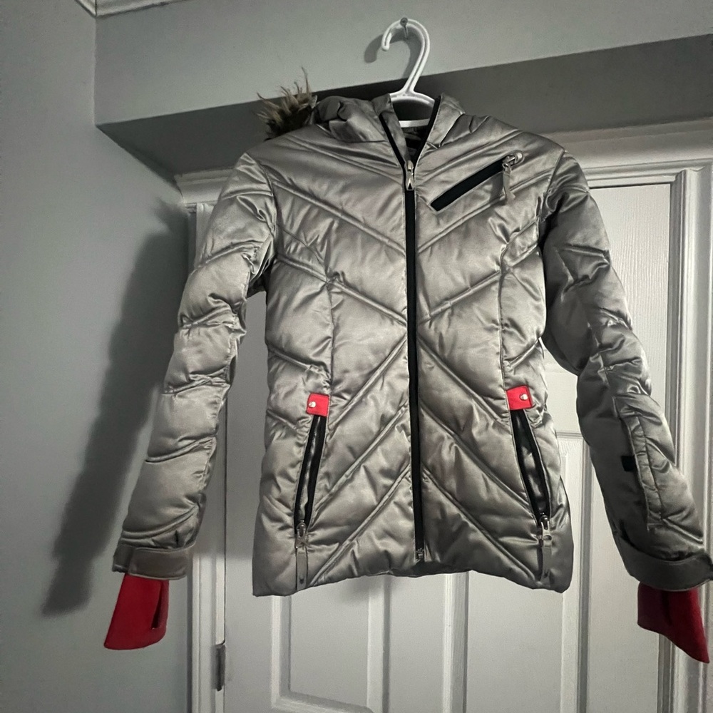 Spyder Girl Teen (10) Silver Ski Jacket with Red Details